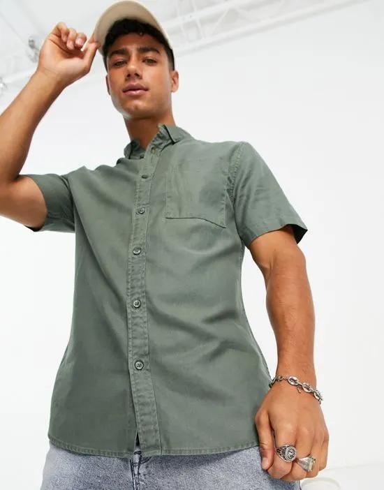 1 pocket short sleeve shirt in green