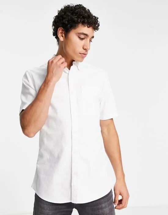 1 pocket short sleeve shirt in white