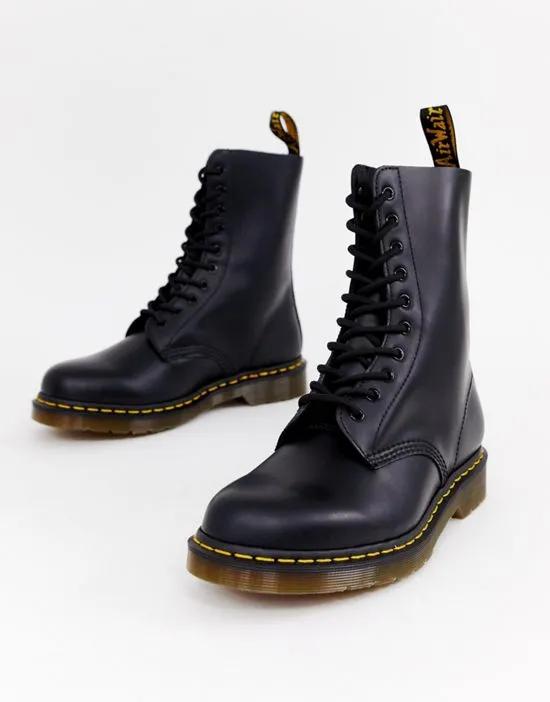 1490 10-eye boots in black