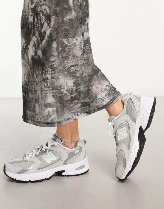 530 sneakers in gray