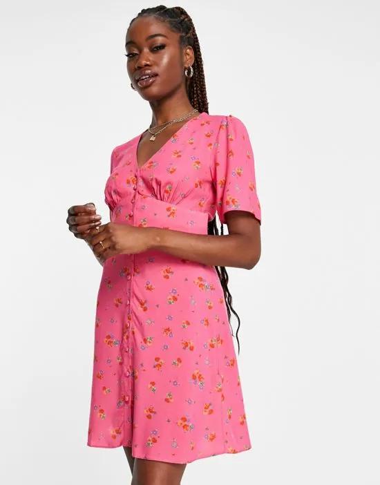 Alexa ditsy print mini dress in pink