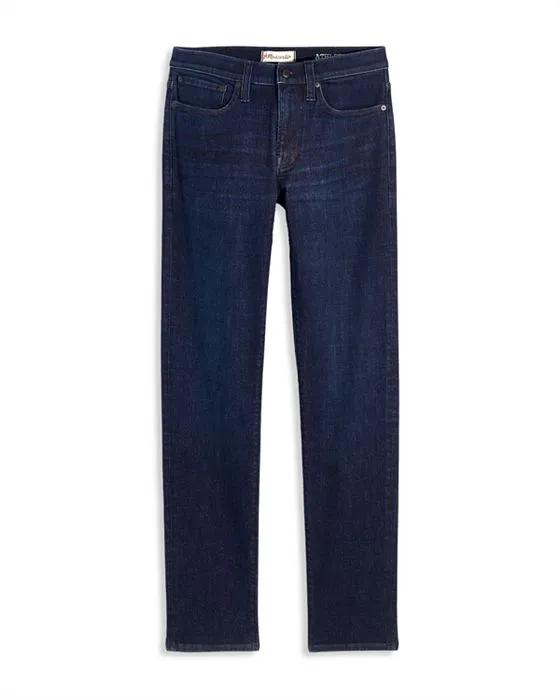 Athletic Slim Fit Jeans in Chapman Wash 