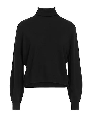 Black Knitted Turtleneck