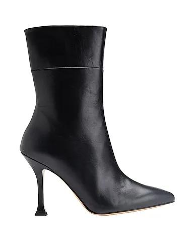 Black Leather Ankle boot LEATHER POINT-TOE ANKLE BOOT

