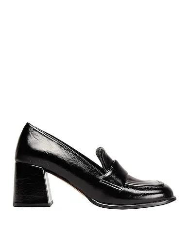 Black Loafers PATENT LEATHER HEELED LOAFER
