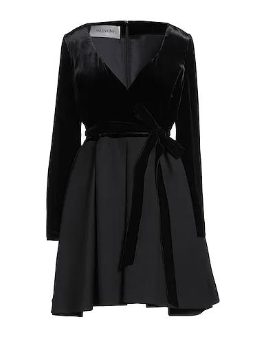 Black Plain weave Elegant dress