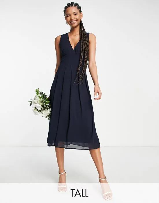 Bridesmaid chiffon v front midi dress with pleated skirt in navy