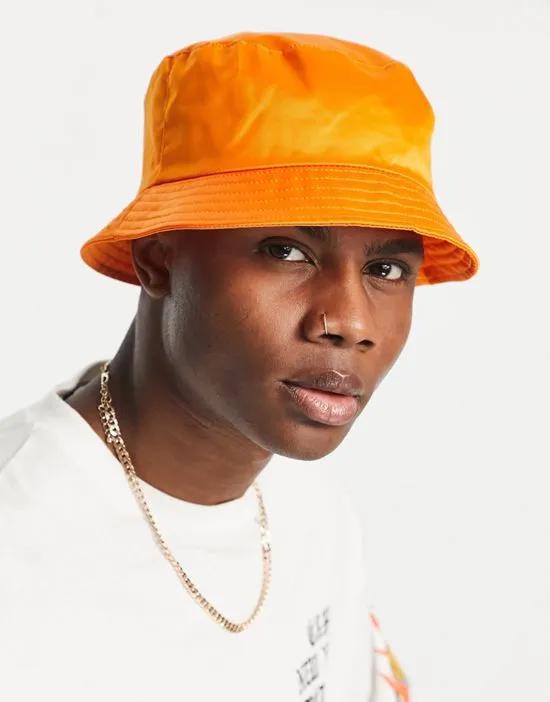bucket hat in orange - ORANGE
