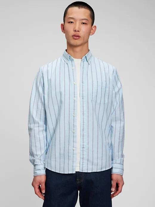Classic Oxford Shirt in Untucked Fit with In-Conversion Cotton