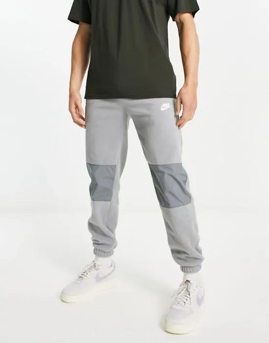Club Plus fleece sweatpants in gray