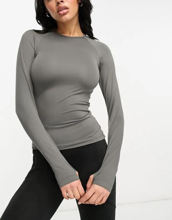 Curve icon long sleeve slim fit top