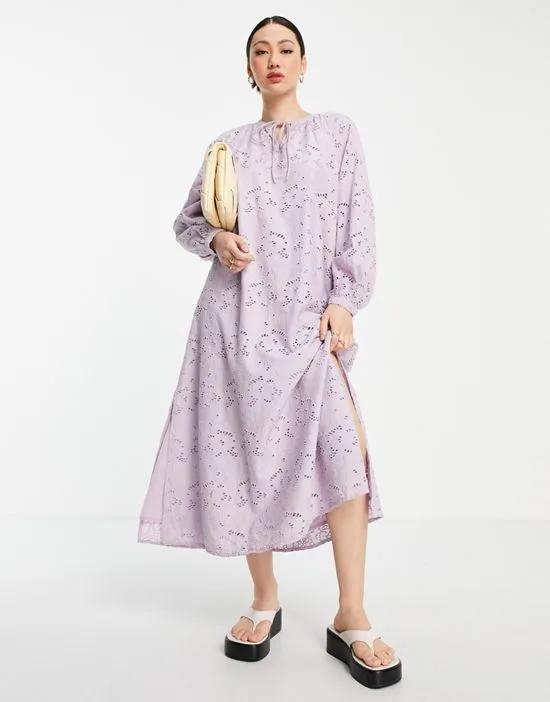 cutwork kaftan dress in lilac