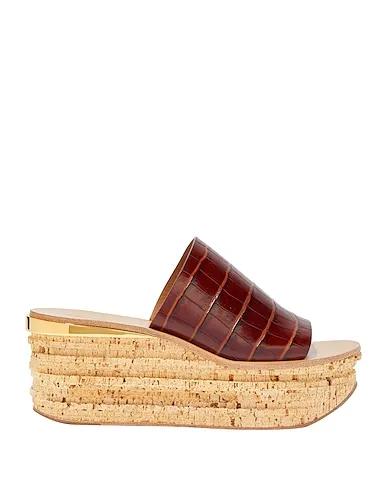 Dark brown Mules and clogs