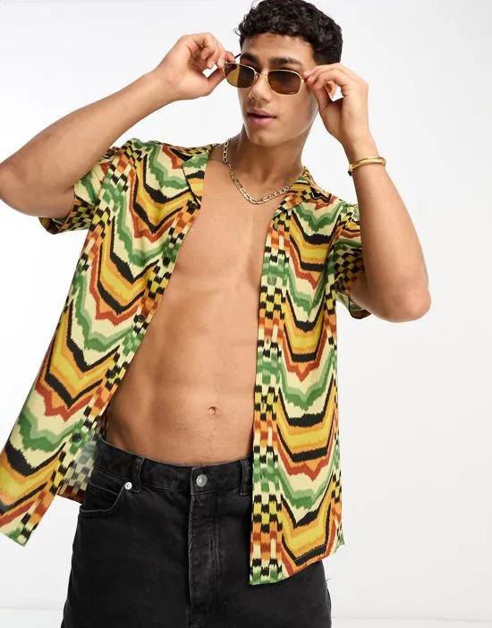 distorted print revere shirt in orange