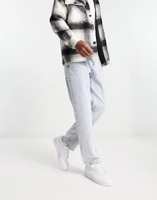 Edge loose fit jeans in light wash