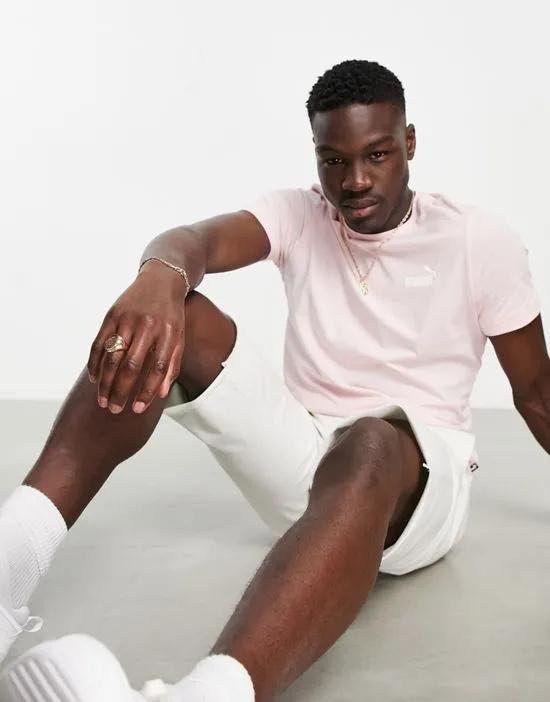 essentials small logo t-shirt in chalk pink