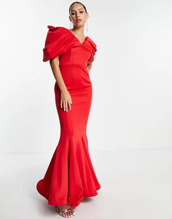 extreme drape sleeve wide hem maxi dress in red