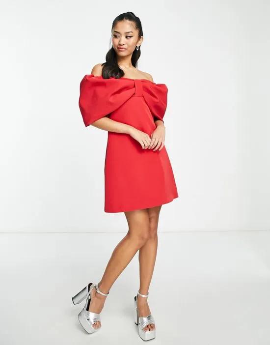 fallen shoulder bow mini dress in red