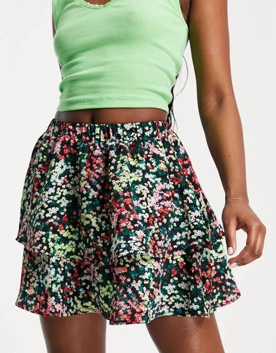 flippy mini skirt in vintage floral
