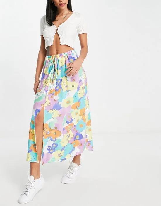 full midi skirt with elasticated waist in white based bright floral print
