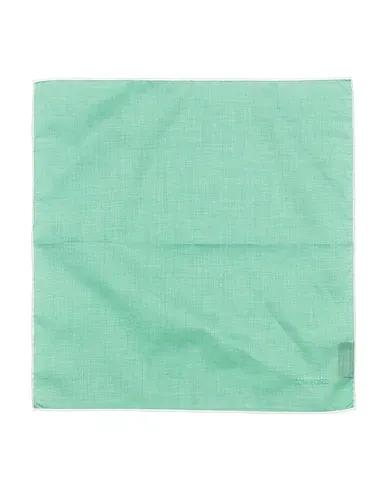 Green Scarves and foulards