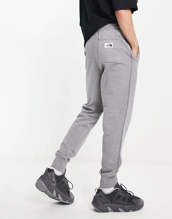 Heritage Patch sweatpants in gray
