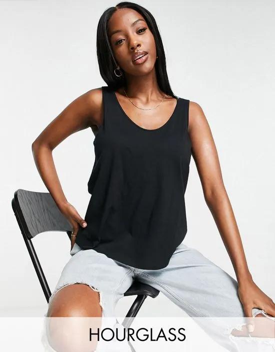 Hourglass ultimate tank top with scoop neck in cotton in black - BLACK
