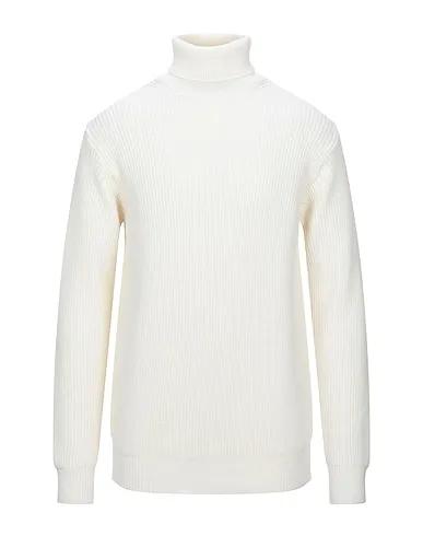 Ivory Knitted Turtleneck