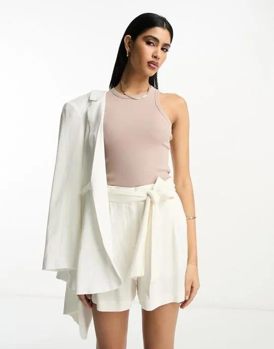 linen tie waist short in ivory