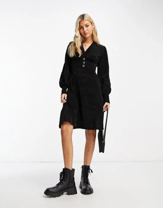 long sleeve mini dress in black
