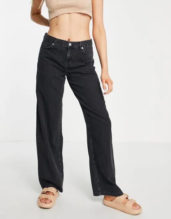 low-rise Baggy jeans in washed black