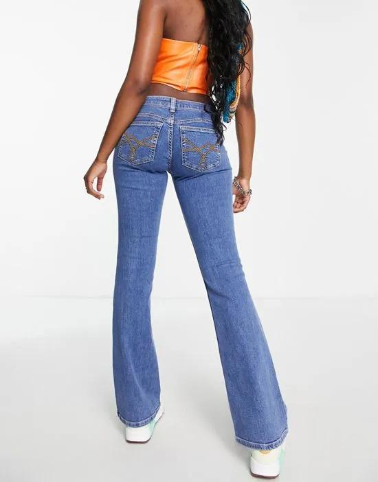 low rise power stretch 'hipster' flare jean in midwash