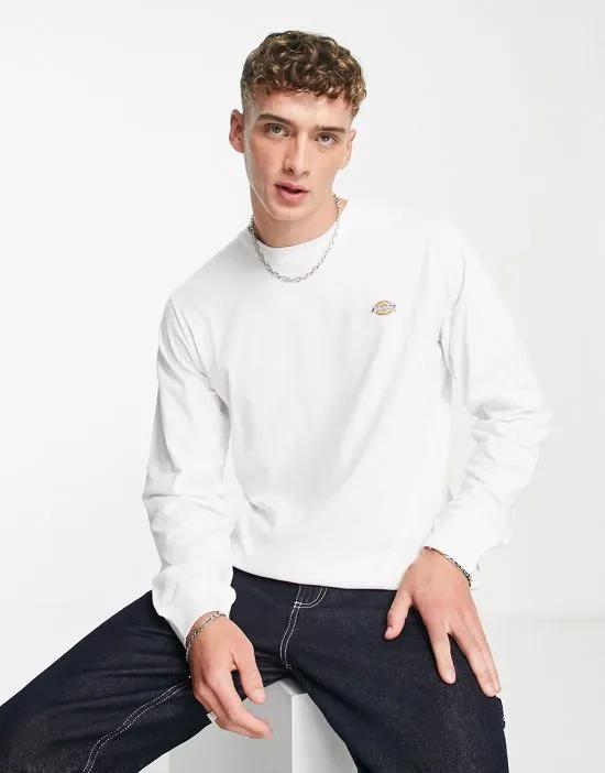 Mapleton long sleeve T-shirt in white