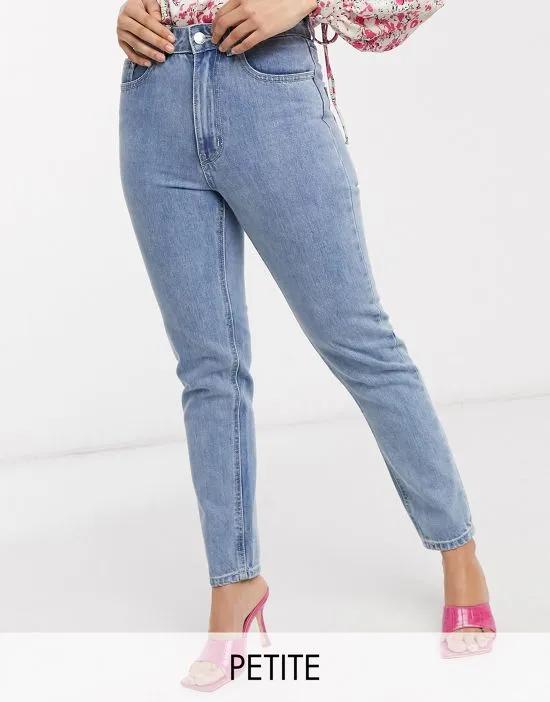 mom jeans with high waist in light blue denim