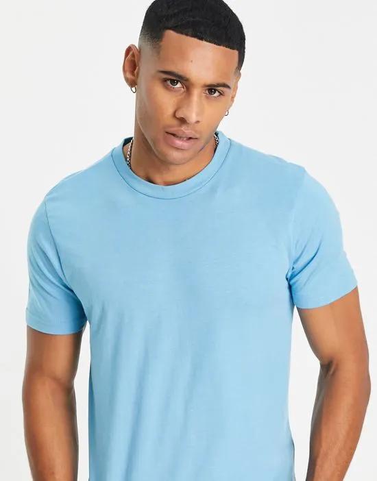 muscle fit t-shirt in pale blue