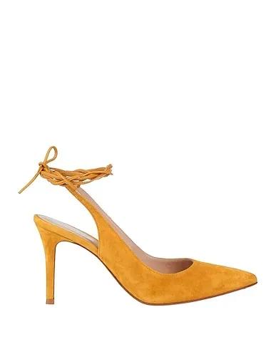 Ocher Leather Pump
