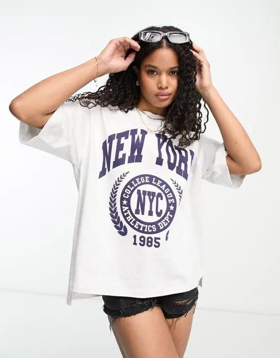 oversized heavyweight t-shirt with with side splits with new york graphic in ice heather