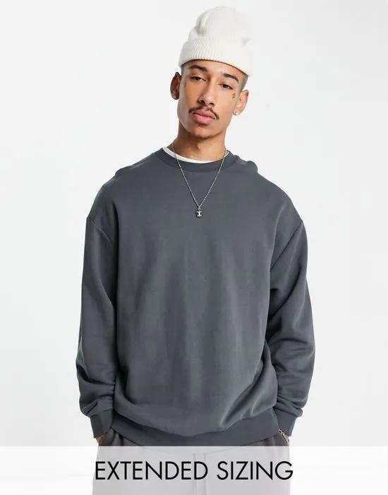 oversized sweatshirt in washed black