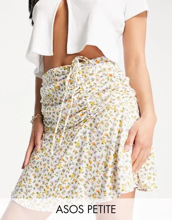 Petite ruched waist flippy mini skirt in ditsy floral