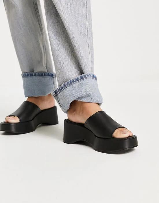 platform sandals in black