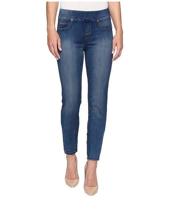 Pull-On 31" Dream Jeans in Retro Blue