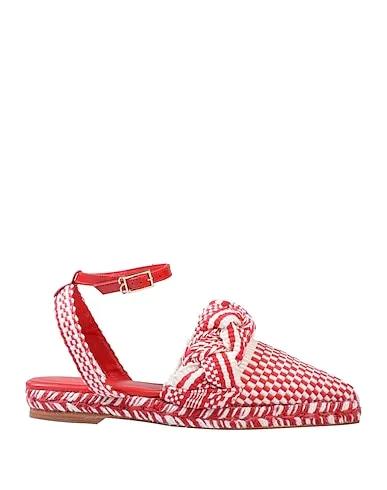 Red Knitted Mules and clogs