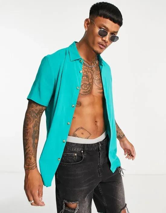 regular viscose shirt in bright green