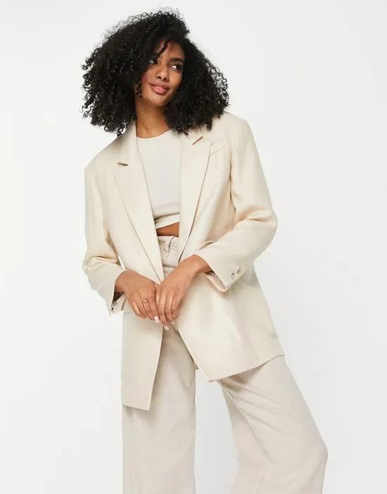 relaxed over sized 80s blazer in cream