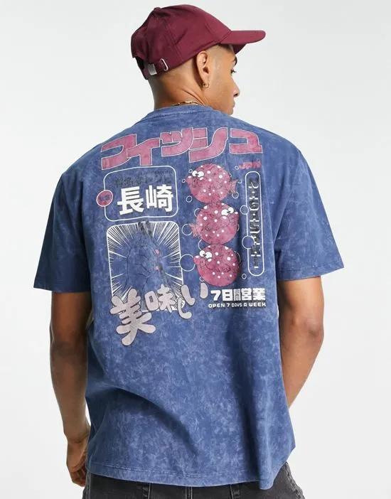 relaxed T-shirt in washed navy with cartoon fish back print
