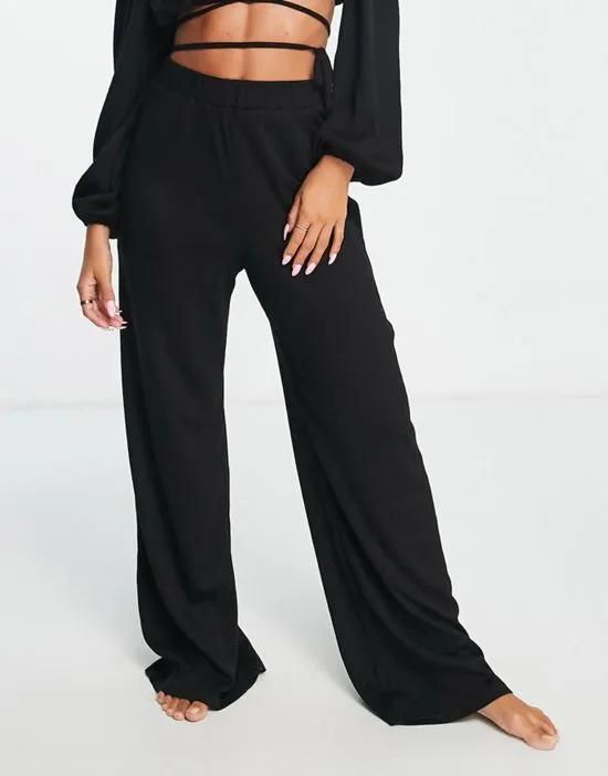 Remi Beach pants in black - part of a set