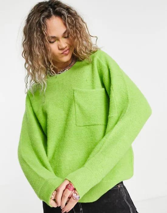 round neck sweater in green