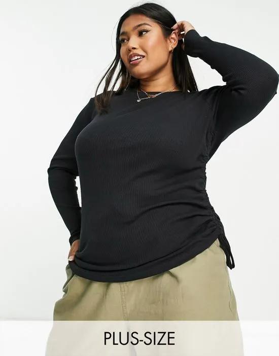 ruched side long sleeve top in black
