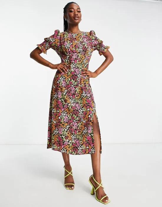 ruched sleeve maxi dress in ditsy autumn floral