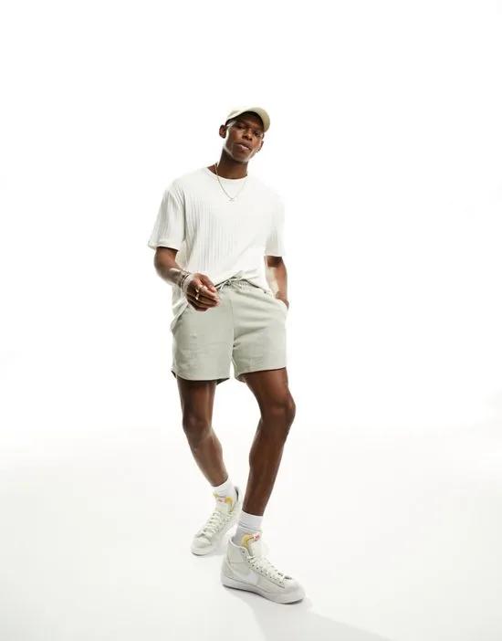 runner shorts in gray